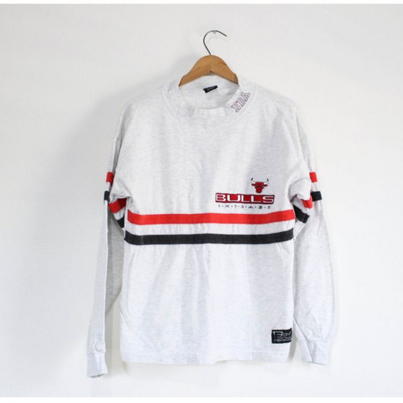 chicago basketball long sleeve shirt